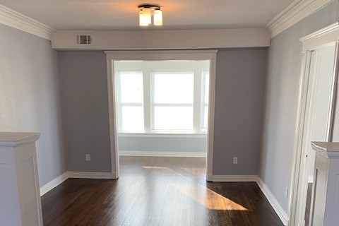 Foto del edificio - 912 E 39th ST