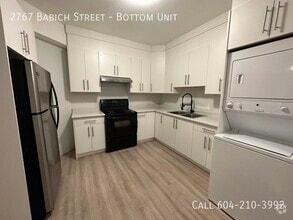 Building Photo - 2767 Babich St