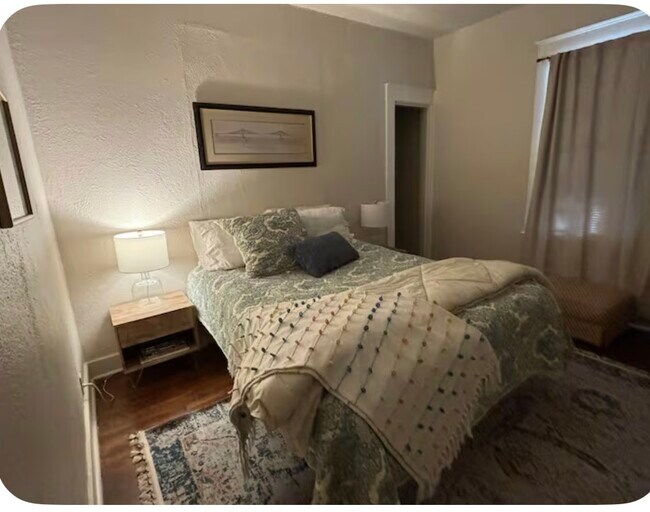 Foto del edificio - 2037 Stanford Ave