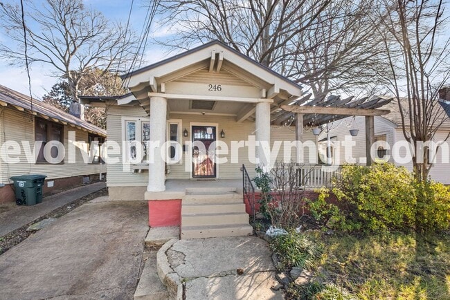 Photo - 246 N Watkins St House