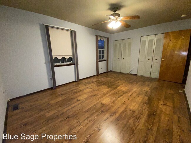 Foto del edificio - 3 br, 2.5 bath House - 658 Rively Ave