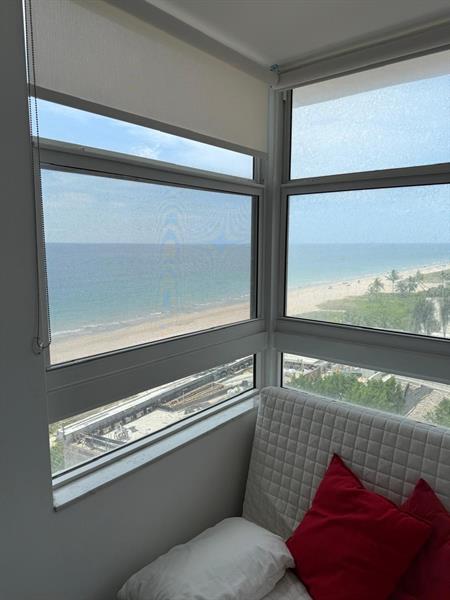 Foto del edificio - 1370 S Ocean Blvd