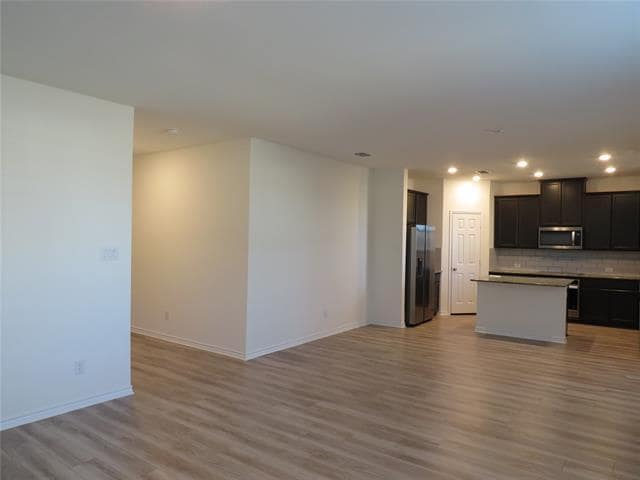 Building Photo - 3652 Highland Bayou Dr