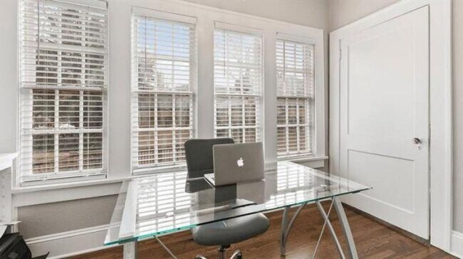 Building Photo - 1 bedroom in Atlanta GA 30307