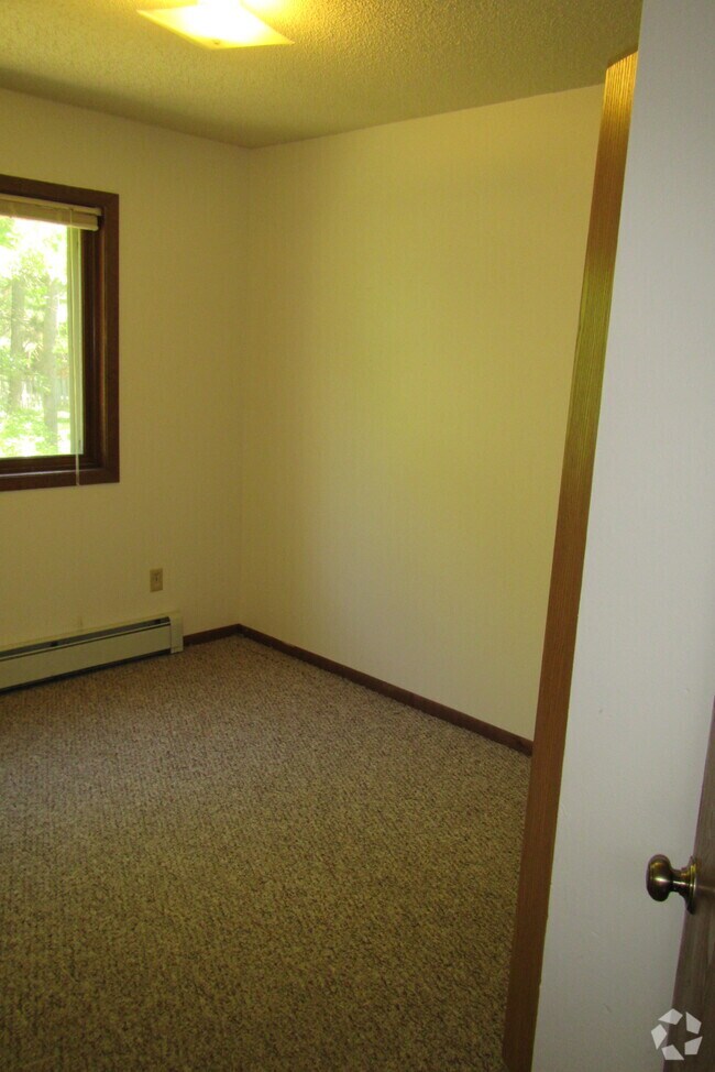 Apartments For Rent in Waupaca, WI 1 Rentals