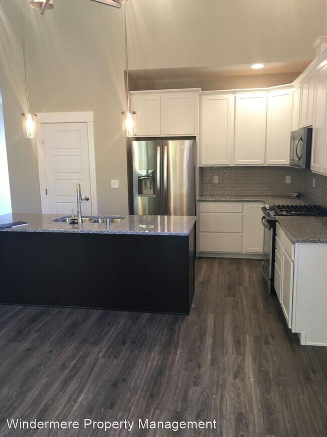 Building Photo - 4 br, 3 bath House - 5954 Jenjar Ave