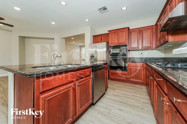 Building Photo - 6525 Diamond Point Ct