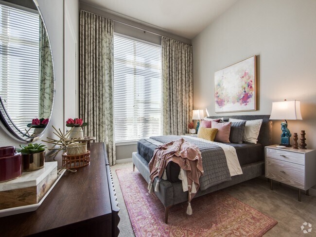 76104 3 Bedroom Apartments under 900