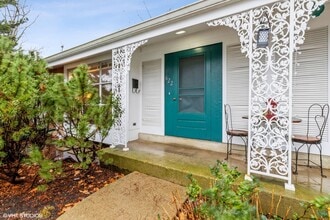 Building Photo - 622 Carriage Hill Dr