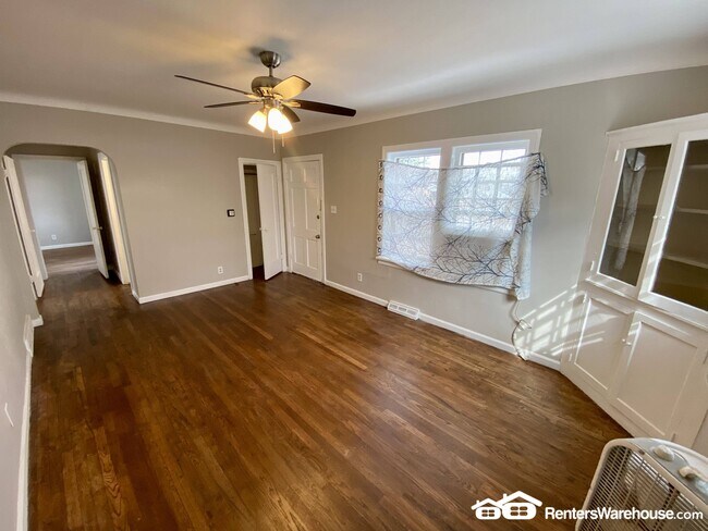 Foto del edificio - 1263 Ames St