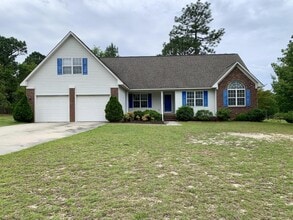Building Photo - 8229 Foxtrail Dr