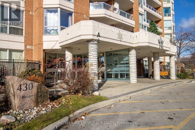 Photo du bâtiment - 430-430 McLevin Ave