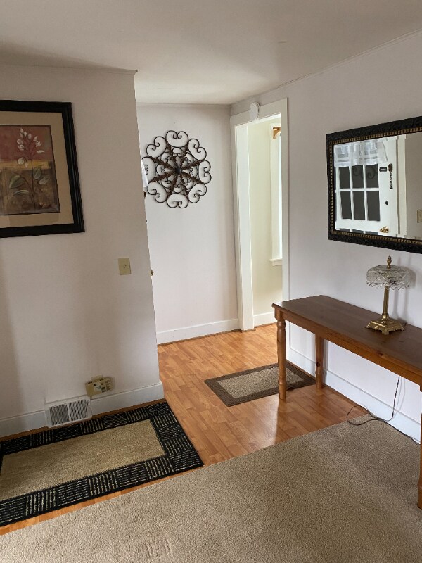 1274 A State Rd, ster, NY 14580 House Rental in ster, NY