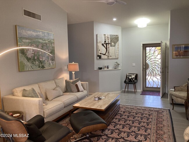 Foto del edificio - 3063 W Country Fair Dr