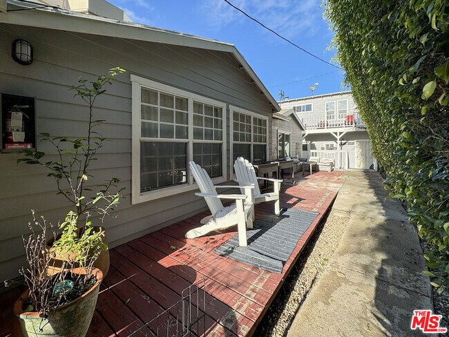 Building Photo - 1249 23rd St