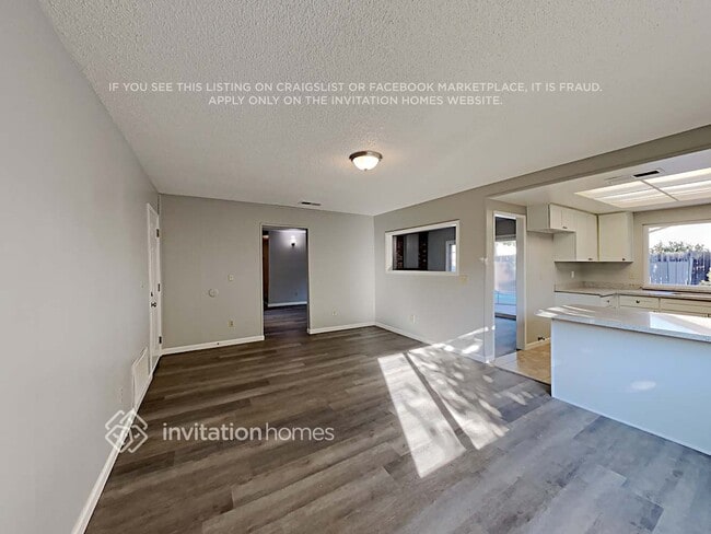 Building Photo - 8977 Park Meadows Dr
