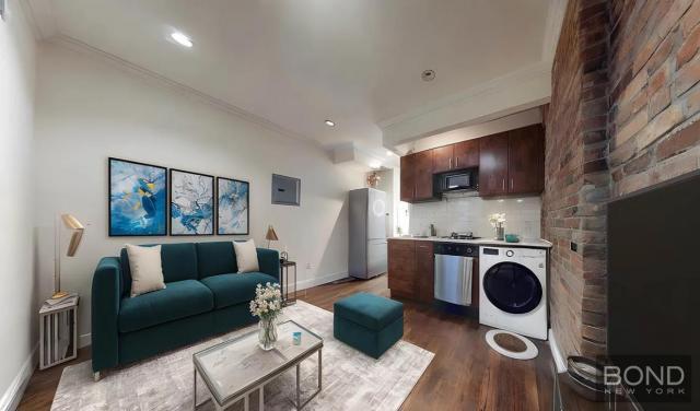 Foto principal - 2 bedroom in NEW YORK NY 10009