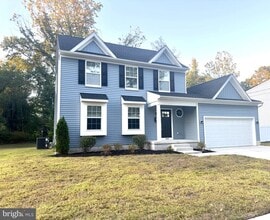 Building Photo - 369 Minck Ave