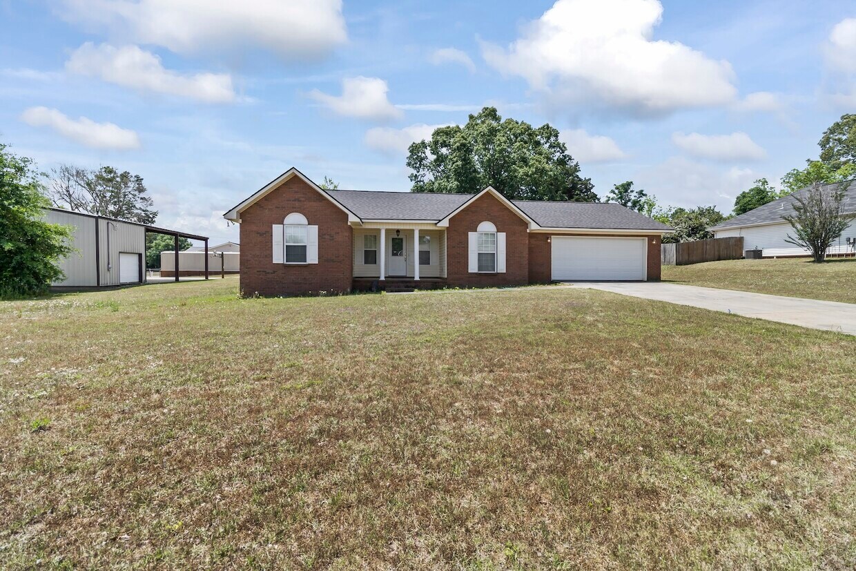 Primary Photo - 108 Eagle Bend Rd