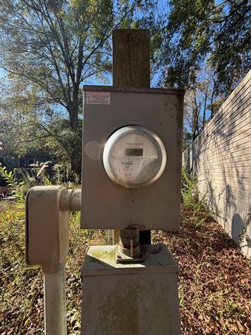 Foto del edificio - 1233 Suncrest Cir