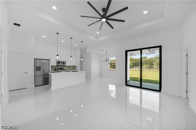 Building Photo - 334 Ranch Ave