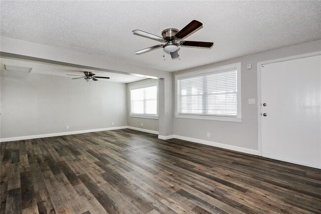 Foto del edificio - 11648 Easy St