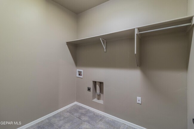 Building Photo - 311 Covington Ridge Way