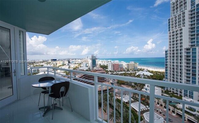 Foto del edificio - 400 South Pointe Dr