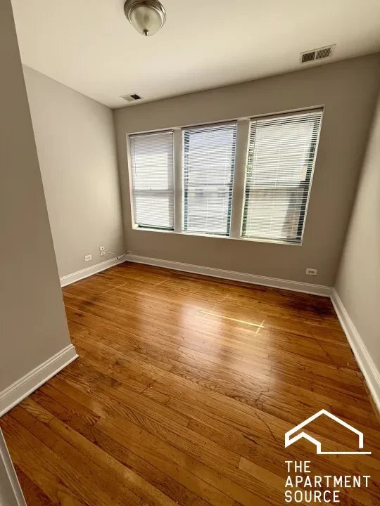 Foto del edificio - 6911 S Paxton Ave