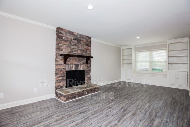 Foto del edificio - 8730 Stoneface Rd