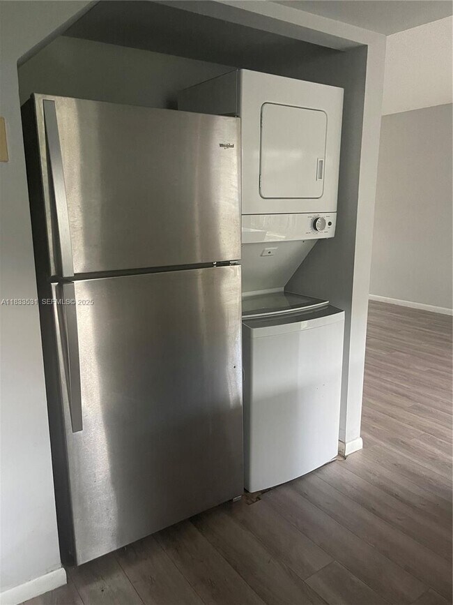 Foto del edificio - 12390 SW 51st Pl