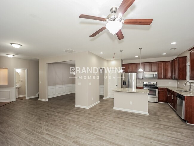 Foto del edificio - 6550 Splitpine Ct
