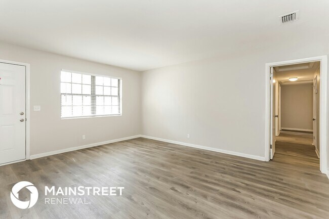 Foto del edificio - 7027 Berrywood Ln