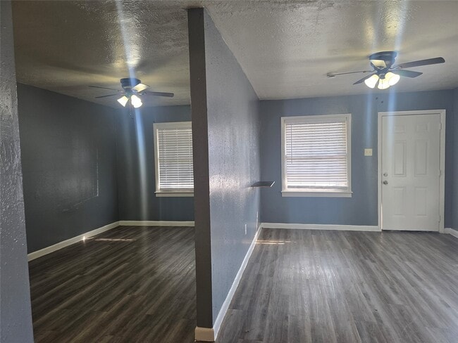 Building Photo - 5105 Timothy St