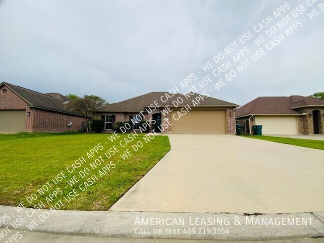 Foto del edificio - NEW PRICE!!!Newer Construction with all th...