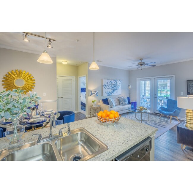 Building Photo - Sterling Town Center