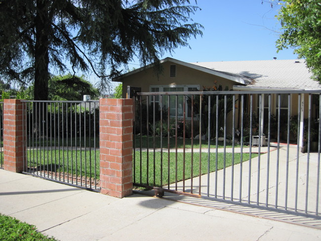 Motorized Gate - 6505 Monterey Rd