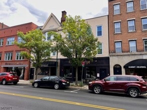 Building Photo - 83 Summit Ave