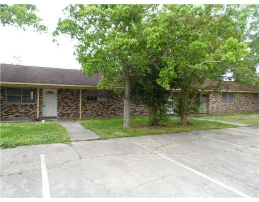 Primary Photo - 264 Alexander Rd. D-15