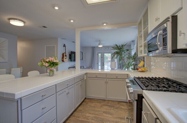 Foto del edificio - Charming 3 Bedroom 2 Bath House