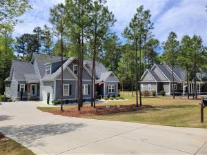 Foto del edificio - 748 Rookery Ln