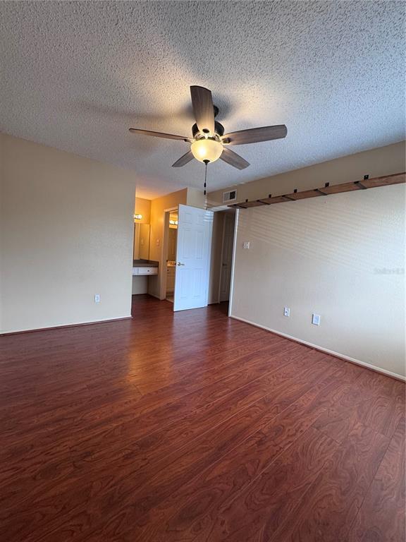 Foto del edificio - 3700 Idlebrook Cir