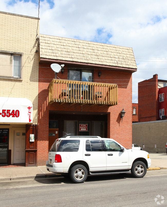 534 Fallowfield Ave, Charleroi, PA 15022 Apartments in Charleroi, PA