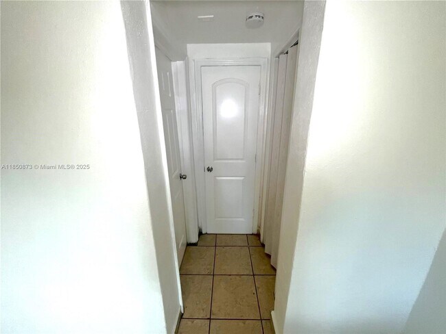 Foto del edificio - 420 NW 10th St