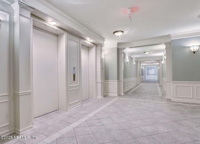 Building Photo - 9831 9831-1 Del Webb Parkway Ap