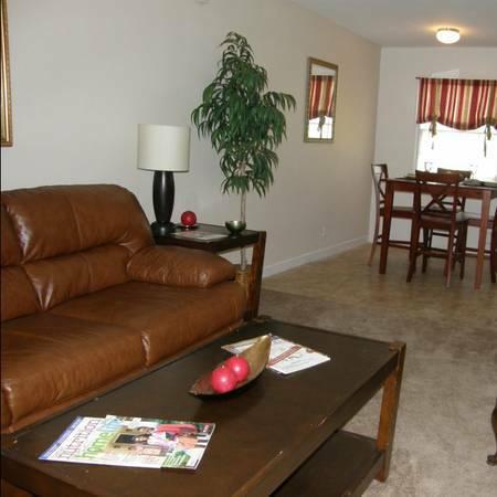 Foto del edificio - 1401 Boxwood Dr NW