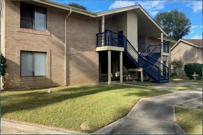 Foto del edificio - 300 Cobb Mill Rd