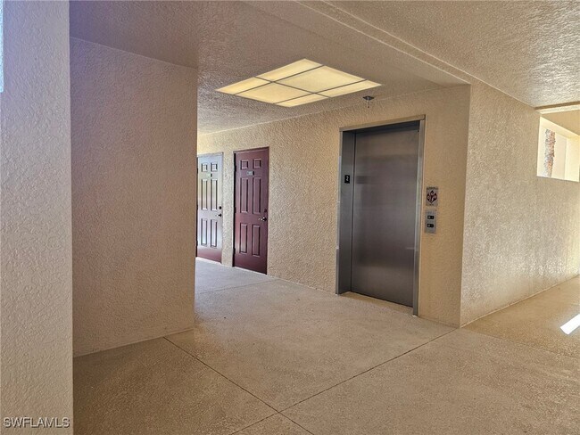 Foto del edificio - 10800 Palazzo Wy