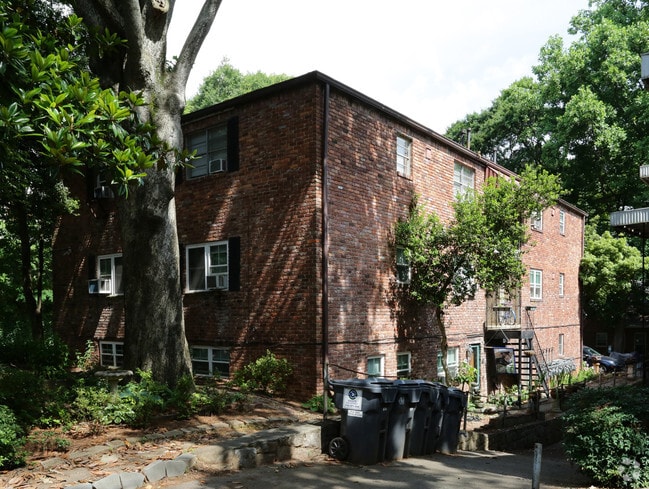 Building Photo - 880 Saint Charles Ave NE
