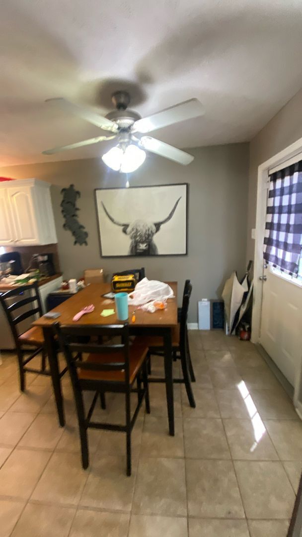 Foto del edificio - Contact Peggy at 501-676-1758 or Heather a...
